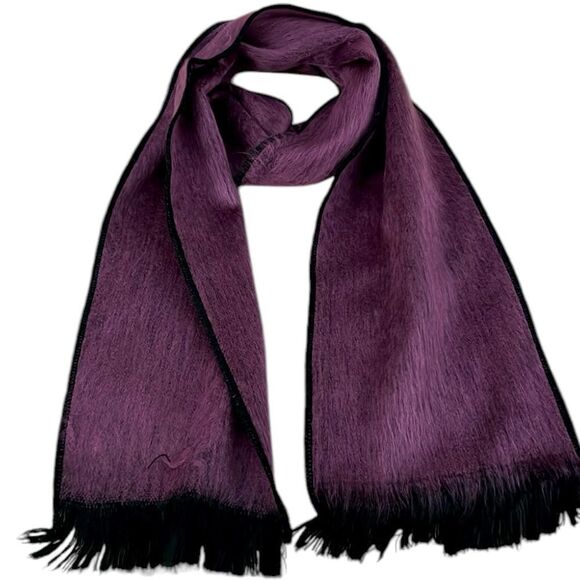 Beautiful alpaca scarf still purple with black trim from Ecuador so soft a… - Picture 1 of 8